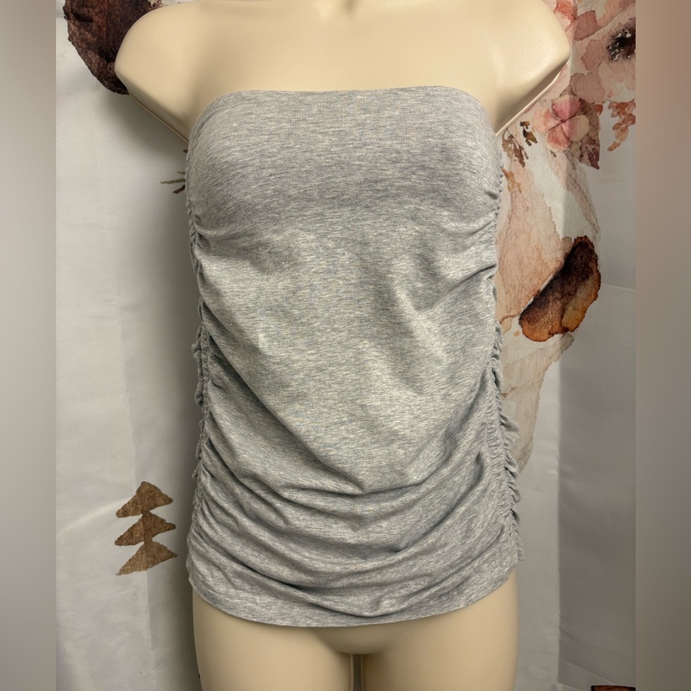 TNA Heather Gray Strapless Top​​